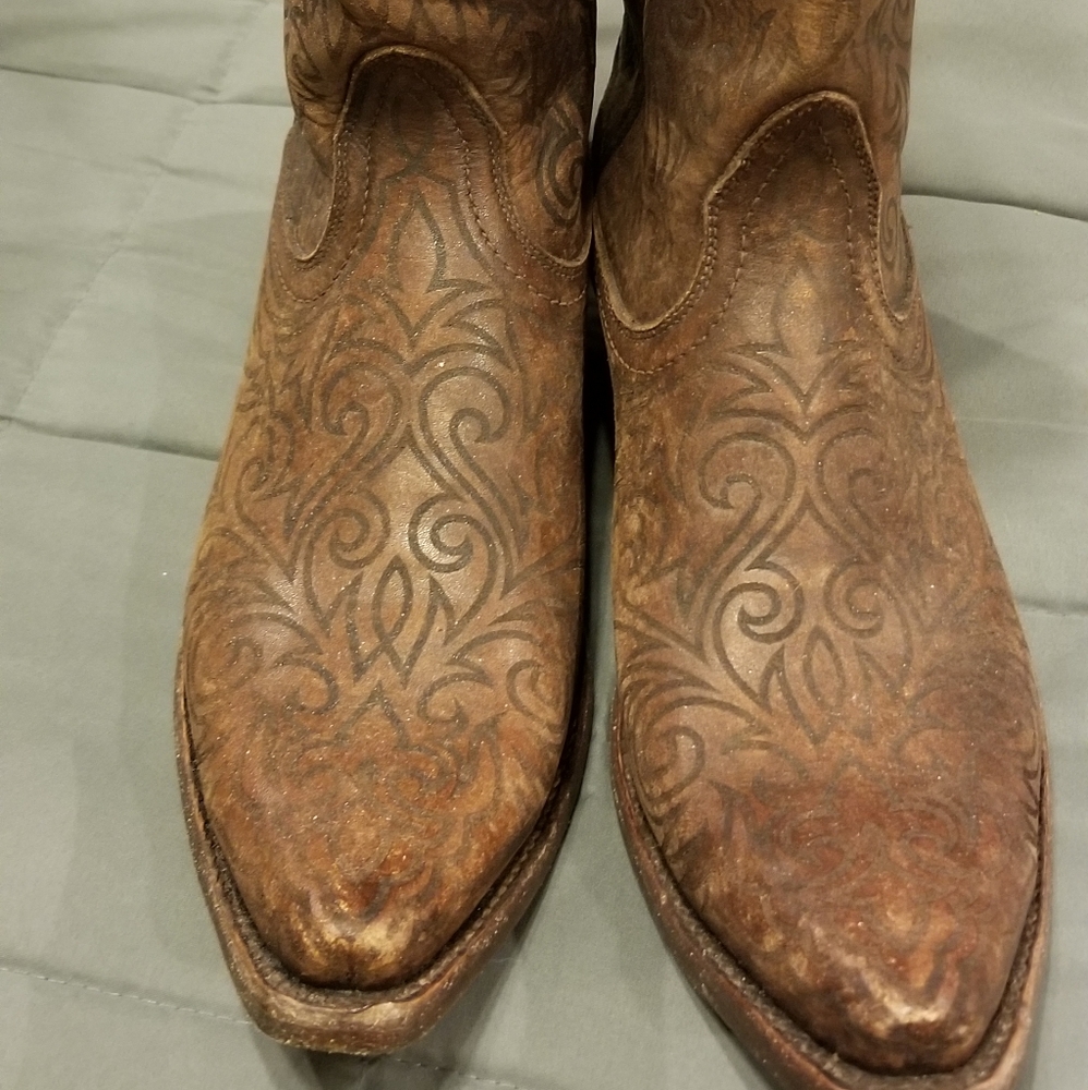 Women Ariat Boots - Picture 1 of 4